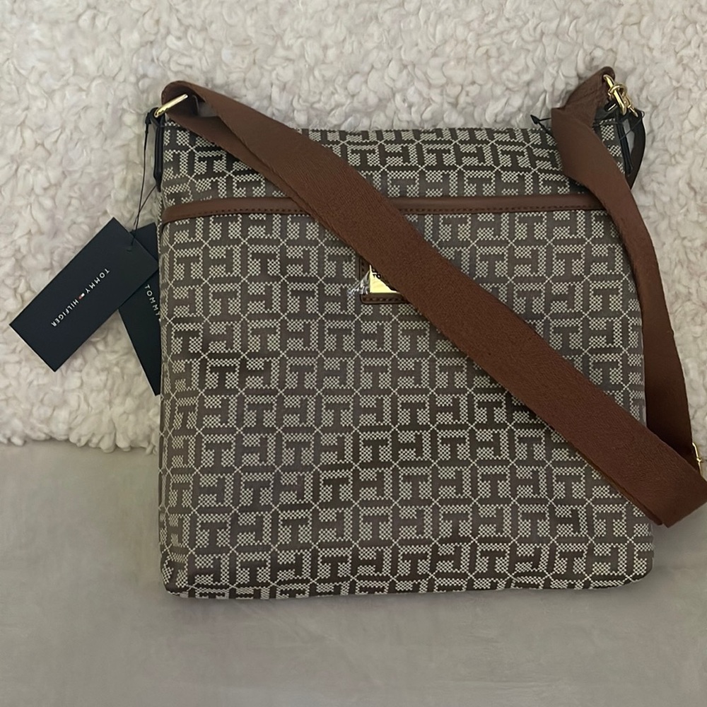 Tommy Hilfiger Brown purse